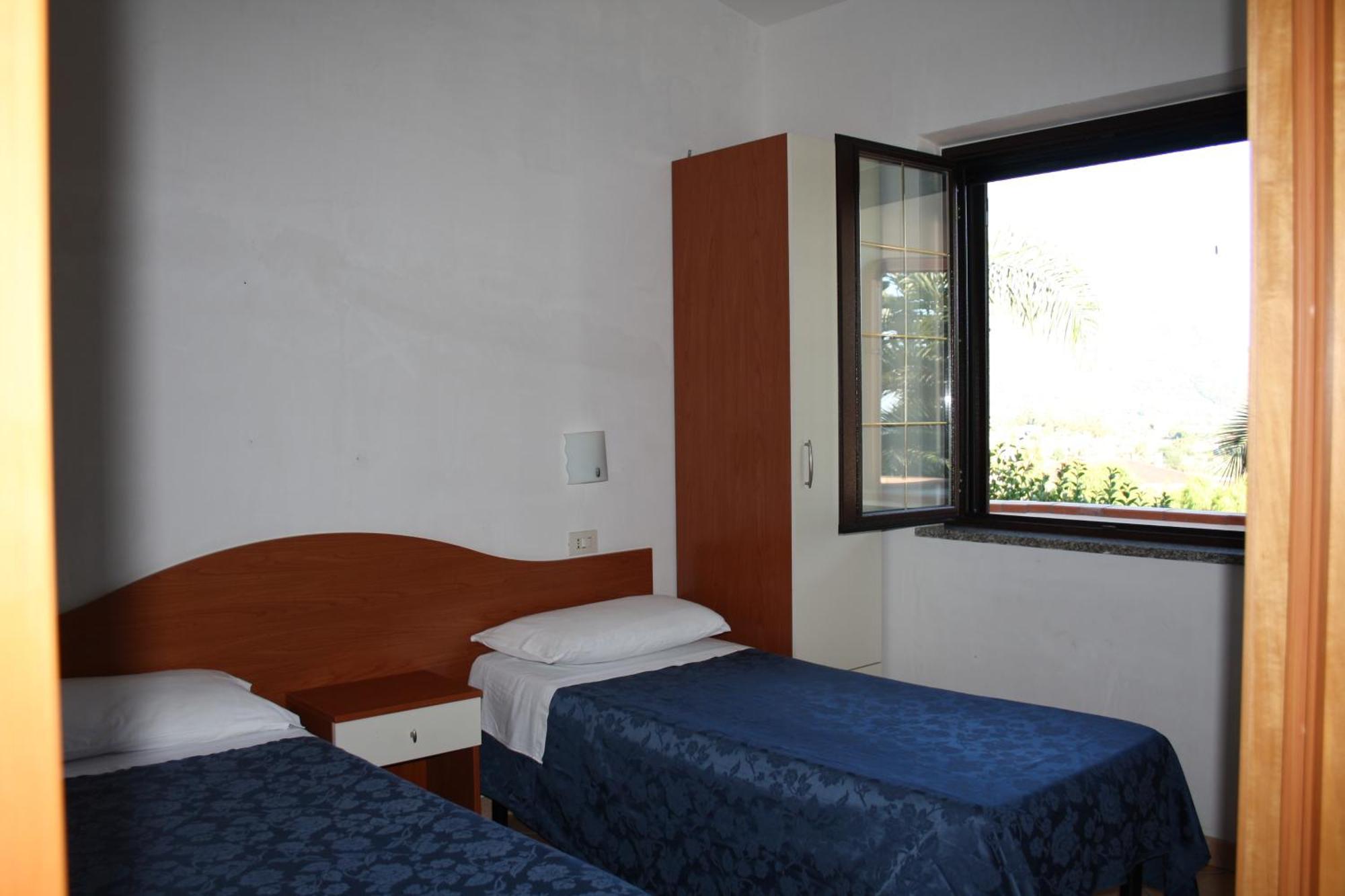 Residence Hotel La Taverna Capo Vaticano Chambre photo